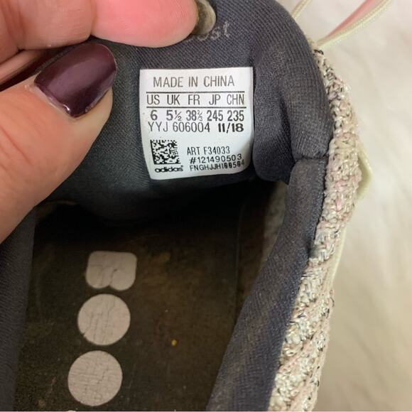 Adidas Grey & Pink Boost Sneaker Size 6 - Picture 4 of 7